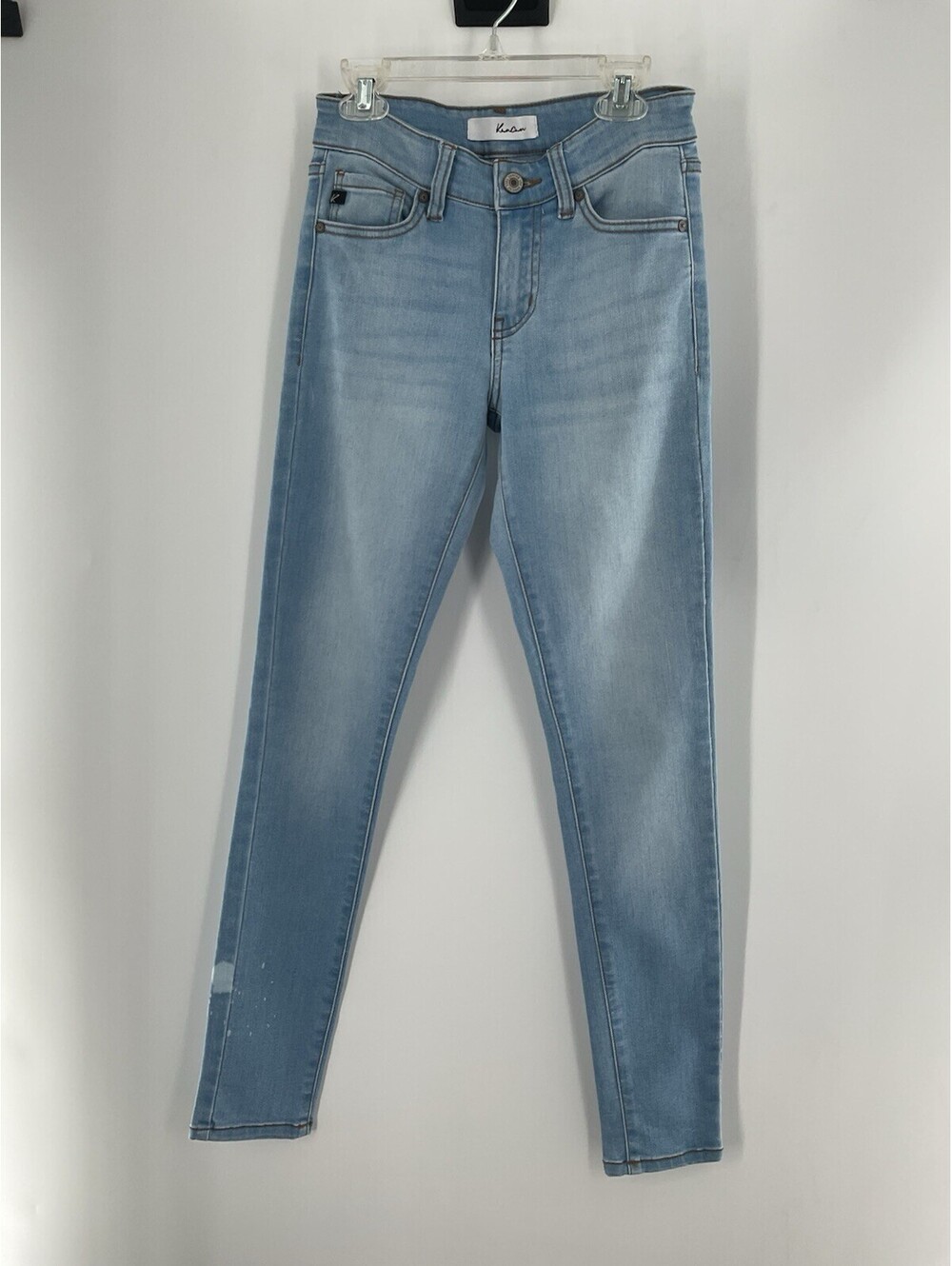 Kancan Women’s Size 1/24 Light Wash Distressed Blue Jeans 143